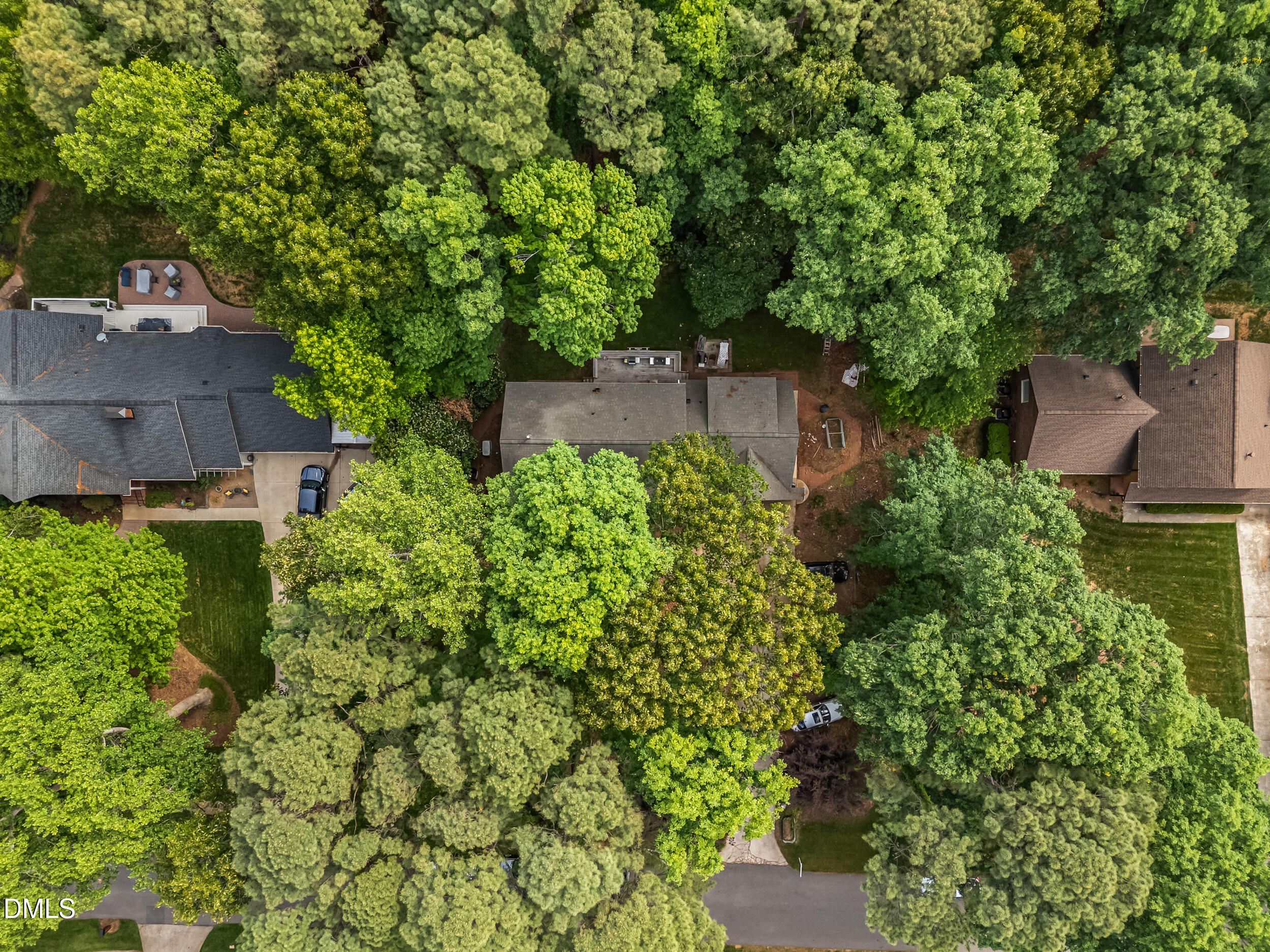 8824 Woodyhill Road
