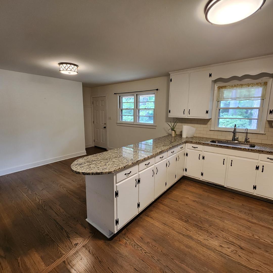 1122 Hodge Road