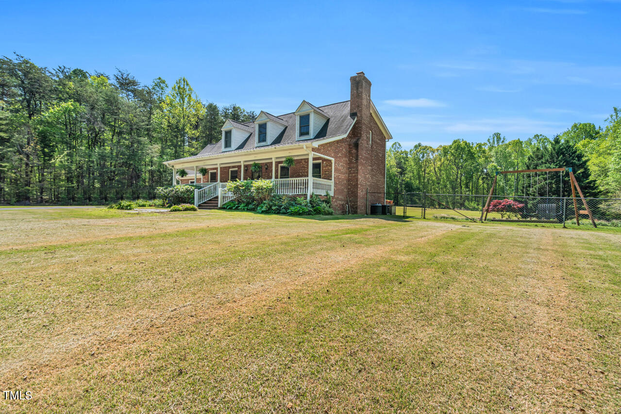 3214 Saddle Club Road