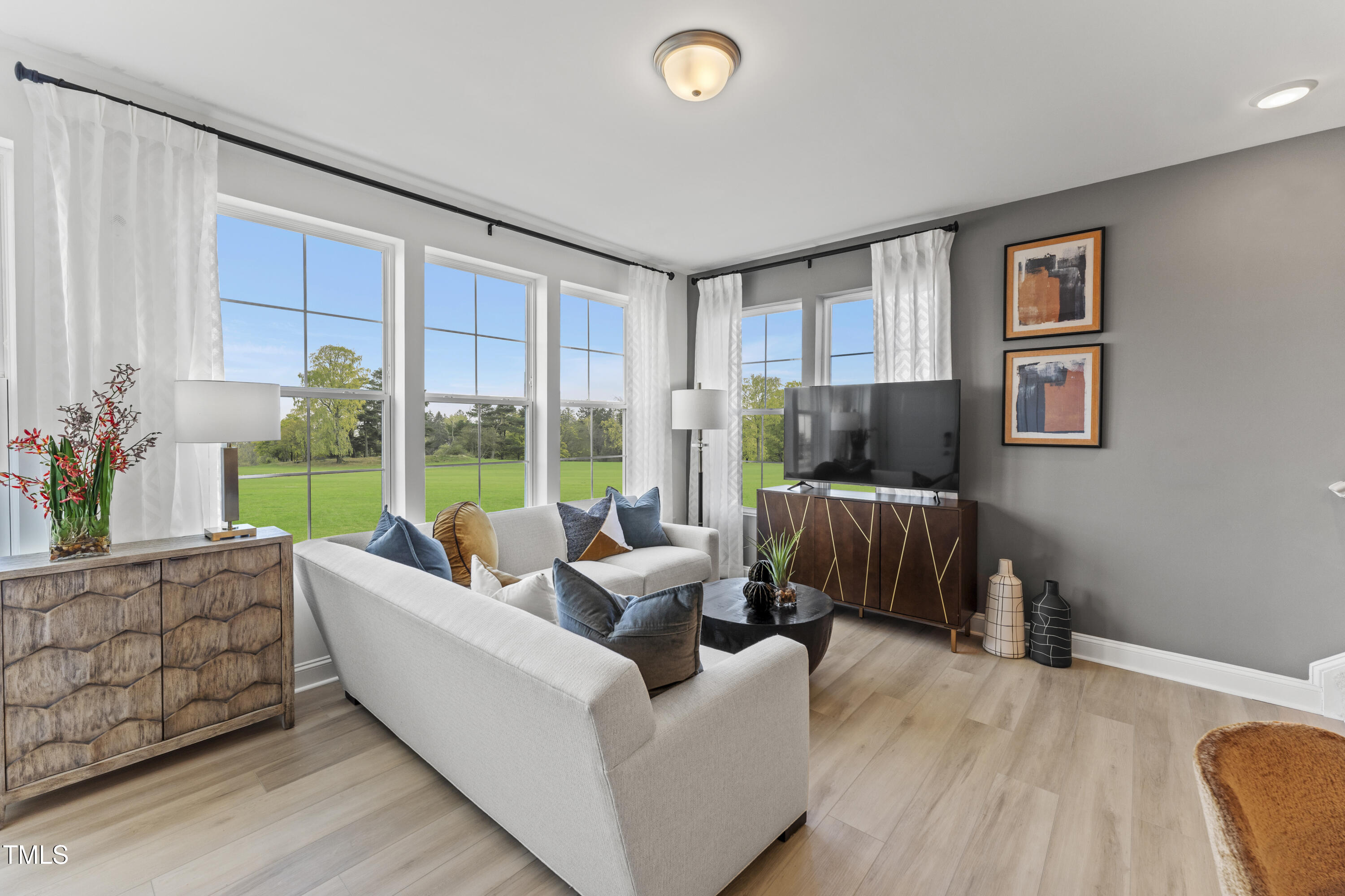404 Gaston Park Lane 100