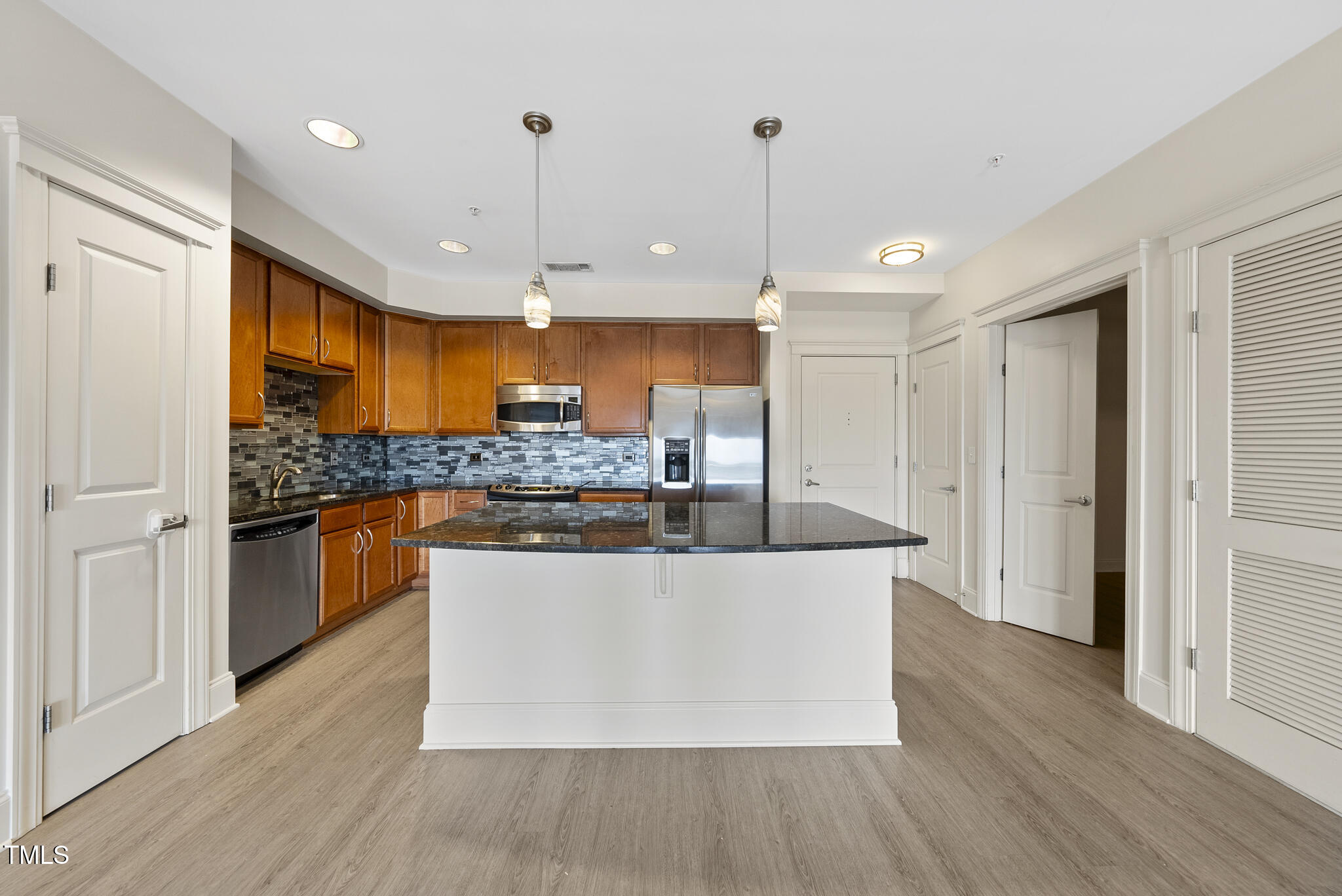 222 Glenwood Avenue 703