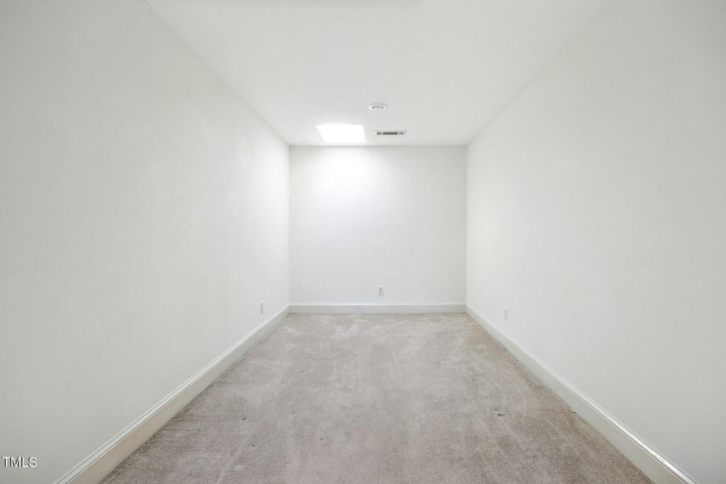 listing image 30