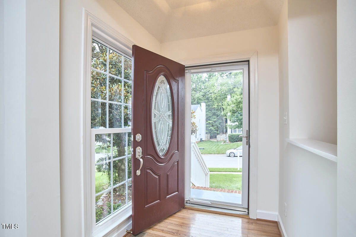 102 Duxbury Drive