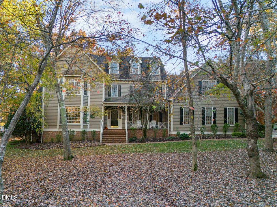 101 Abbotsford Court