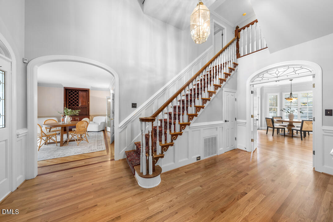 101 Abbotsford Court