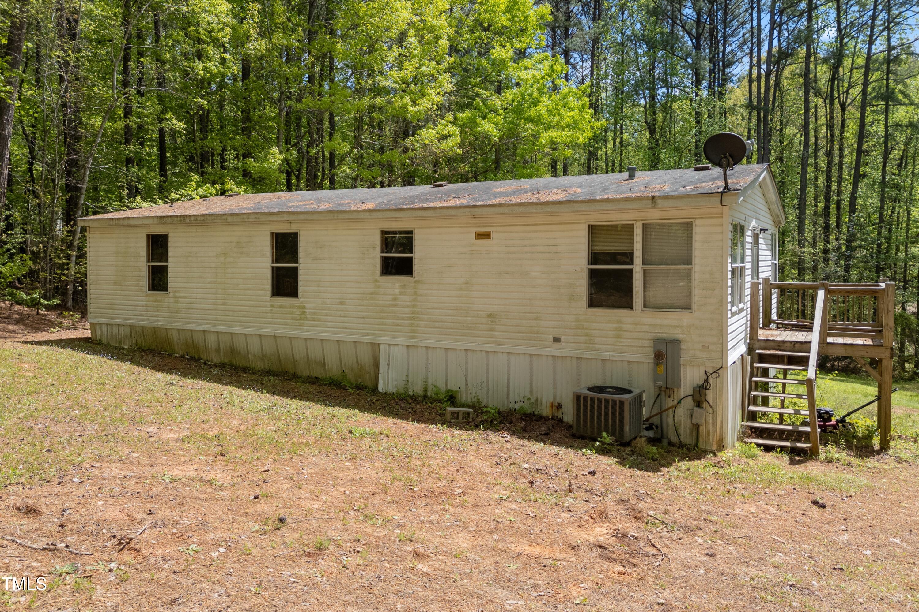 3143 Tree Top Drive
