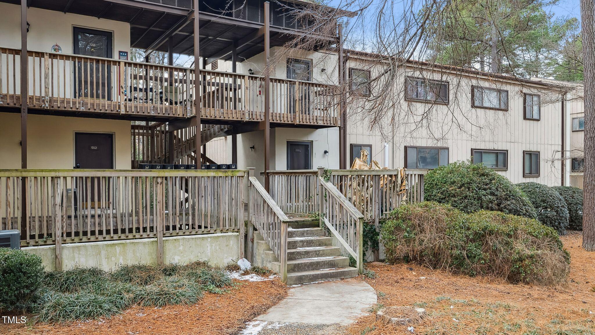 550 Pine Ridge Place