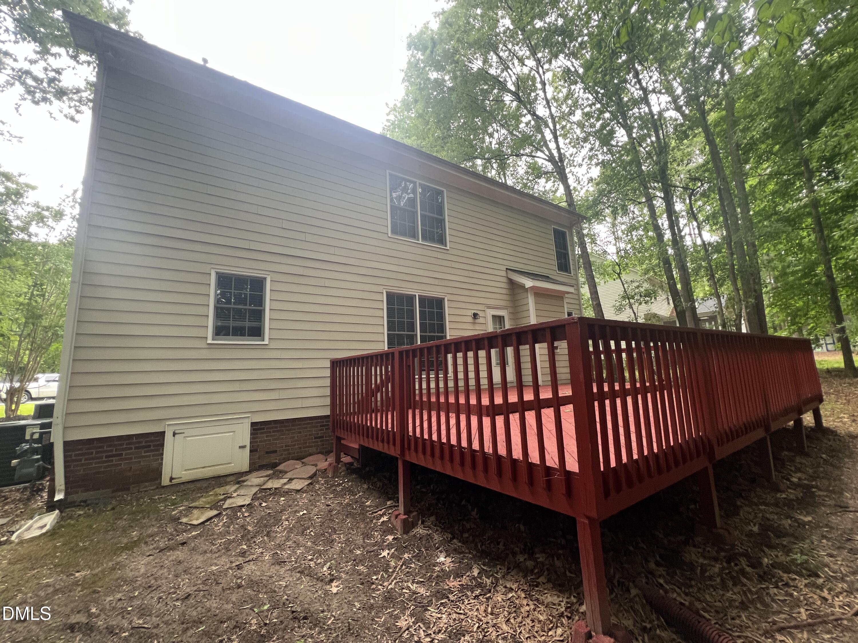 109 Brampton Circle