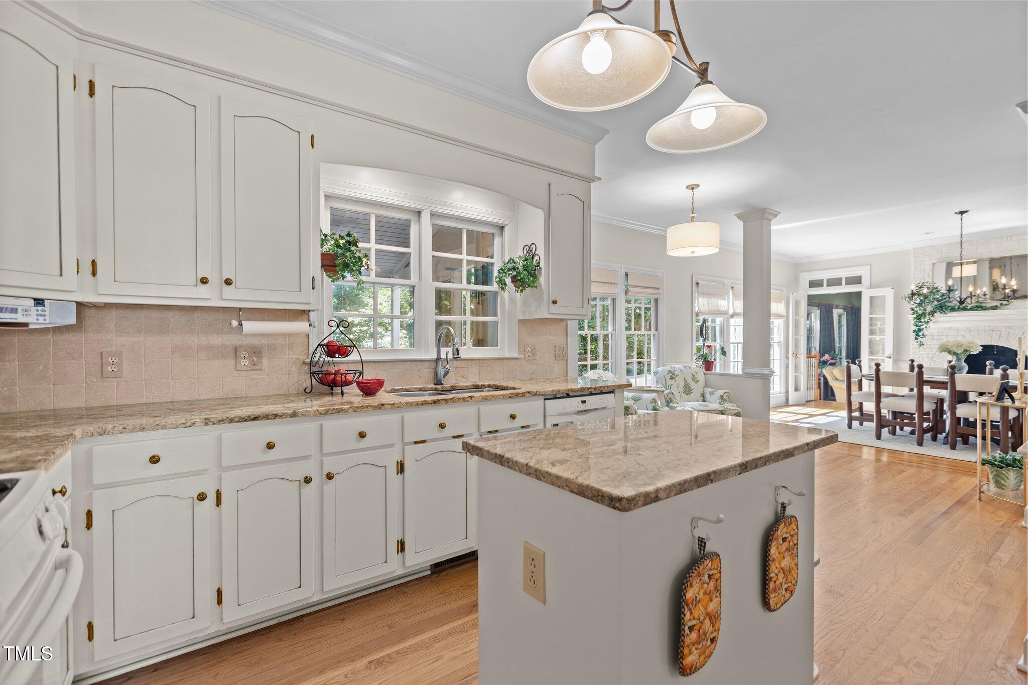 8004 Gabriels Bend Drive