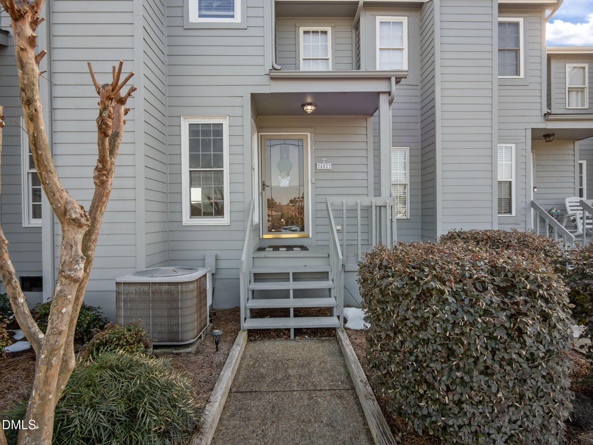 8713 Plantation Drive 402