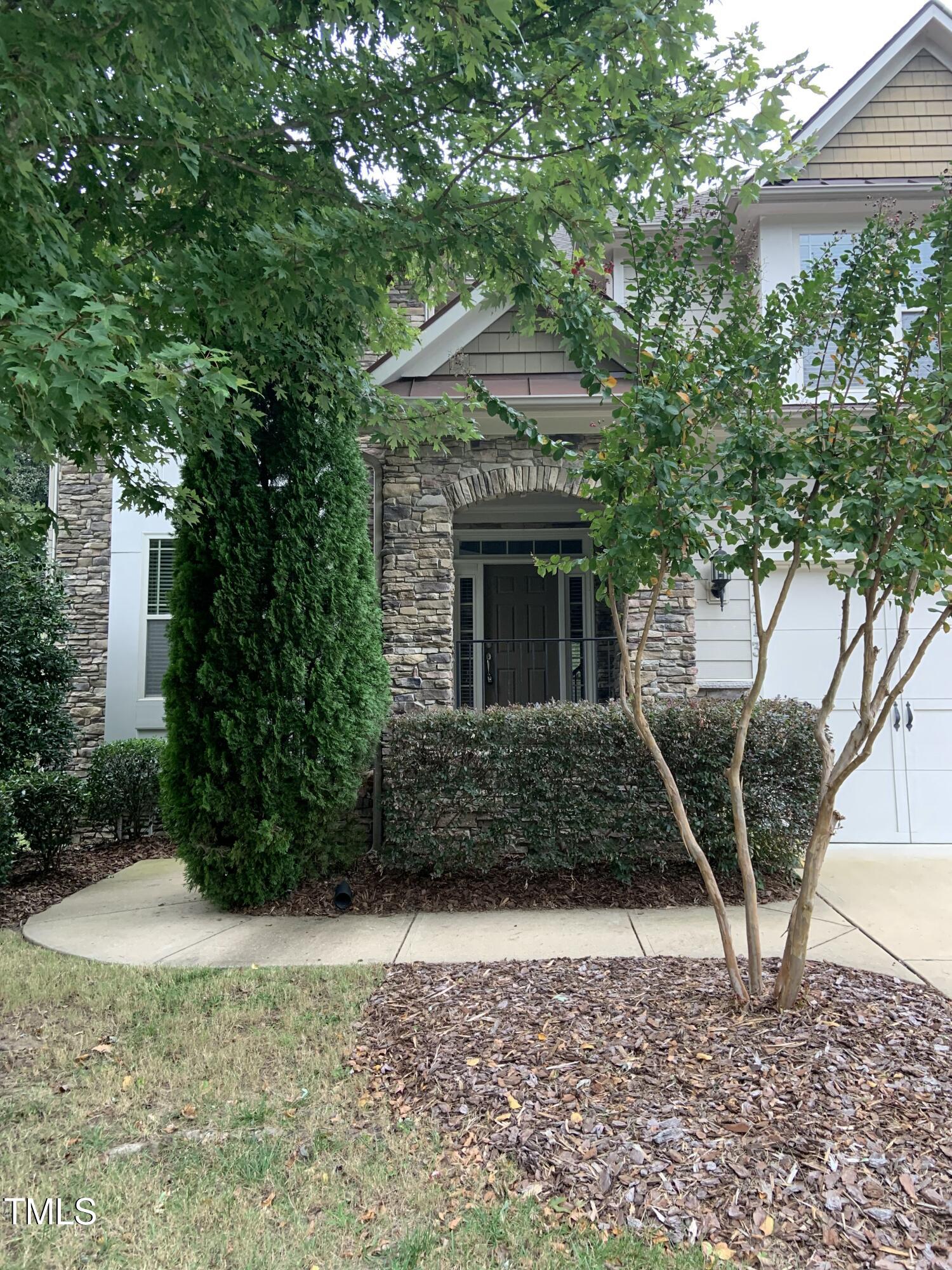 1413 Lily Creek Drive