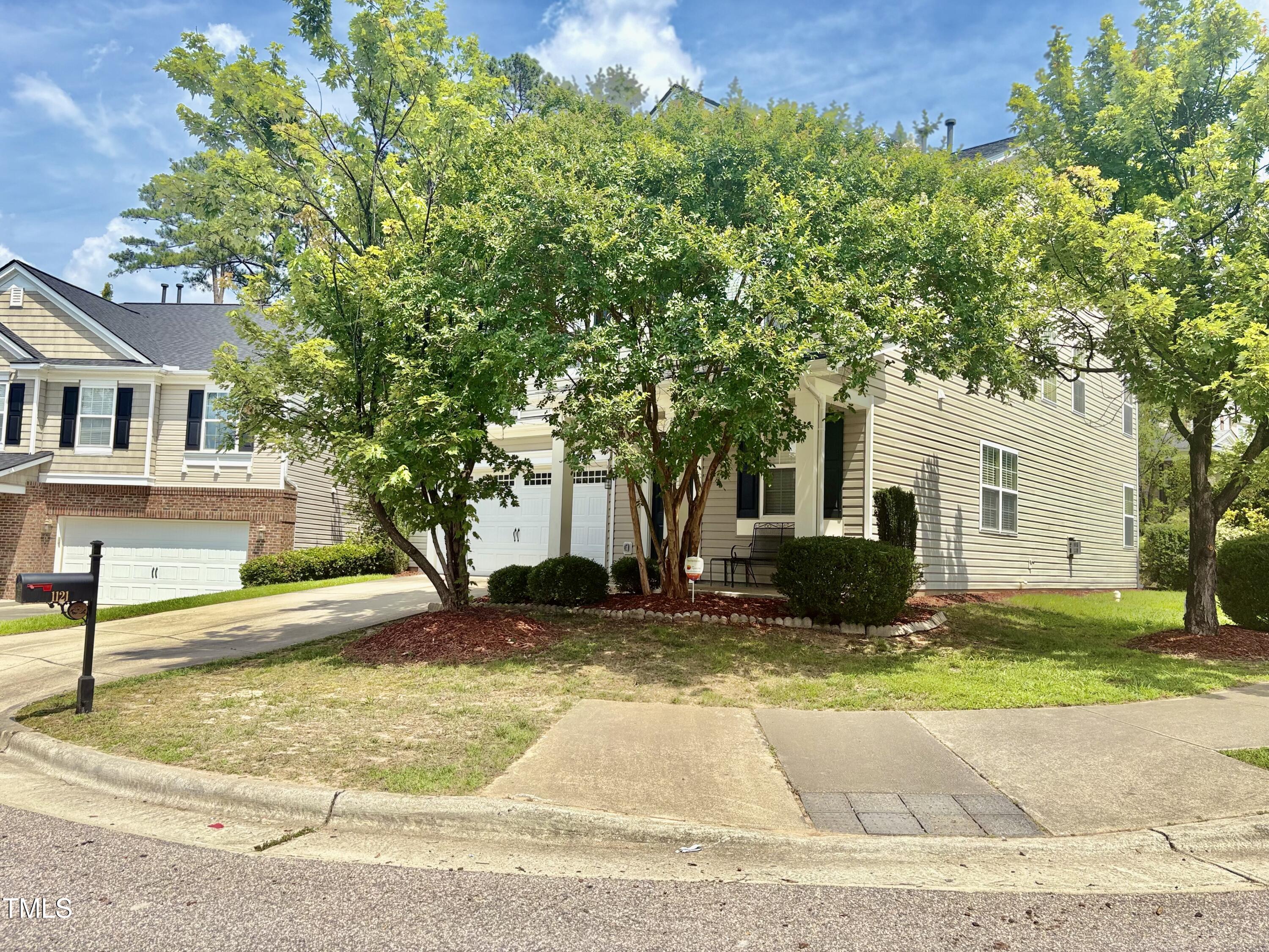 1121 Brookhill Way