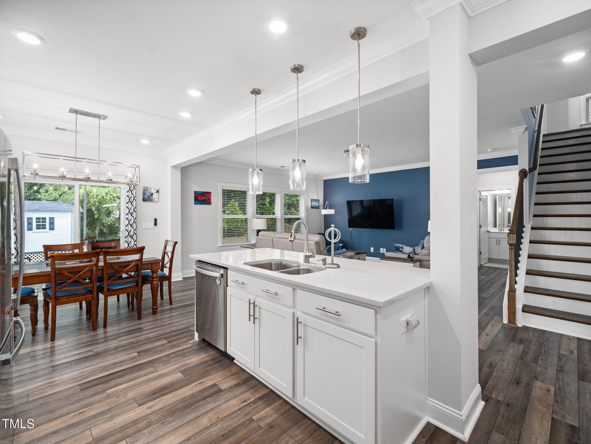 3213 Douglas Fir Road