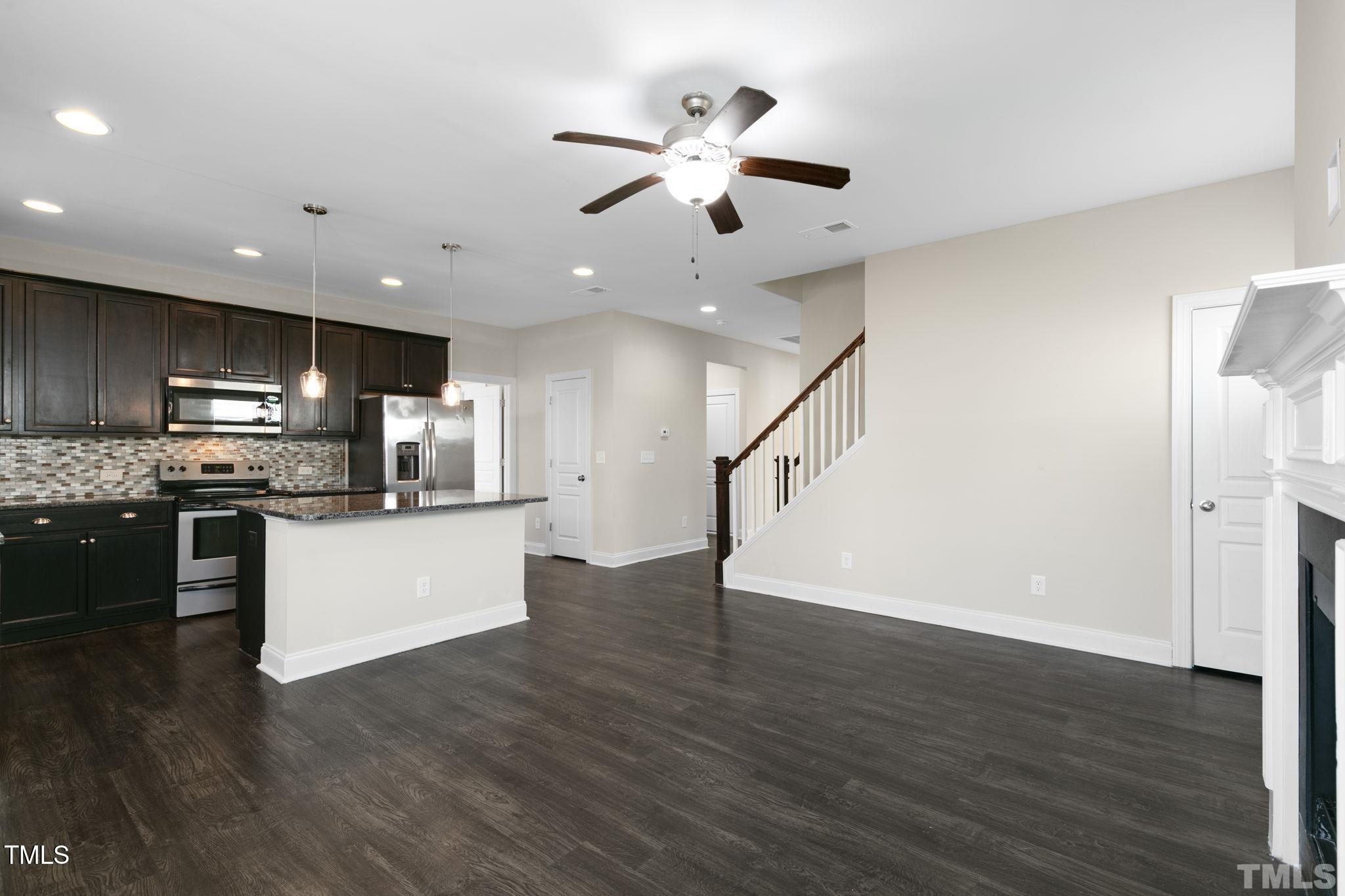 32 Iroquois Court