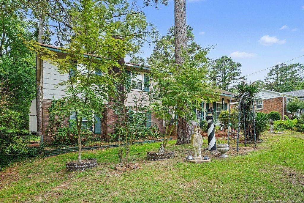 736 Rockwood Drive
