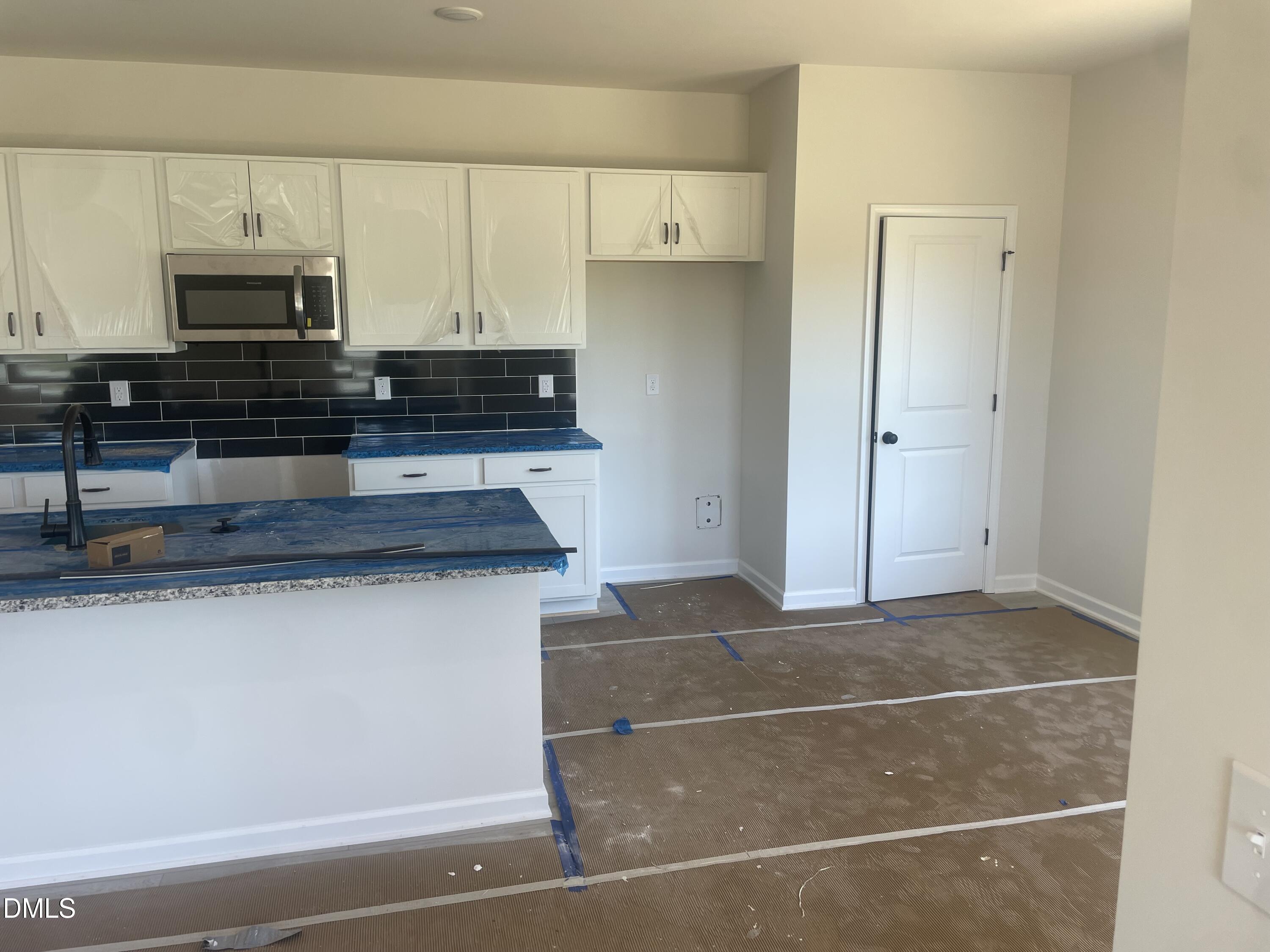 221 Courtside Drive