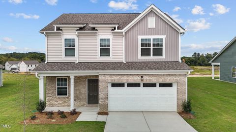 109 Gladstone Loop Clayton NC 27520