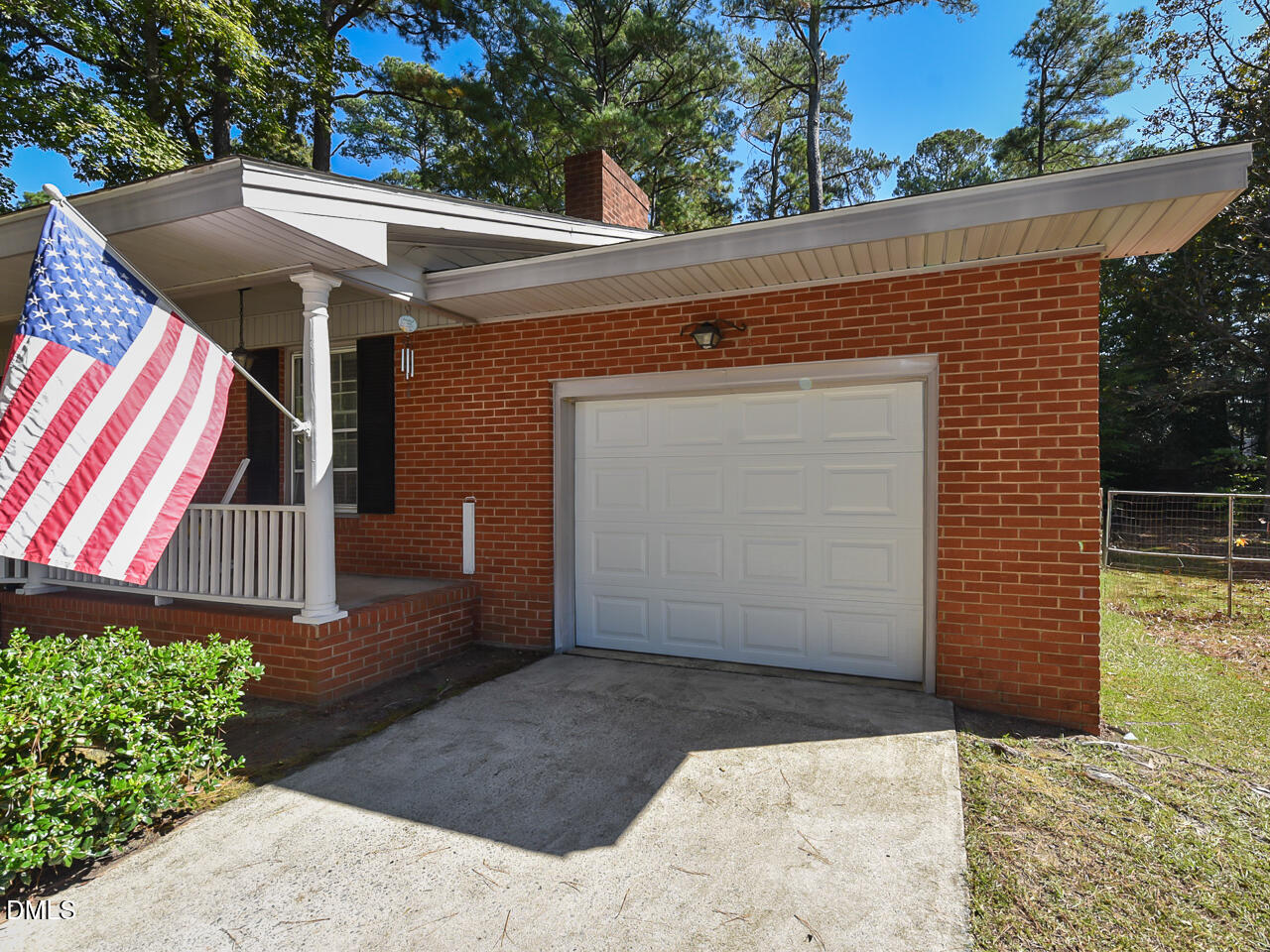 27 White Oak Drive