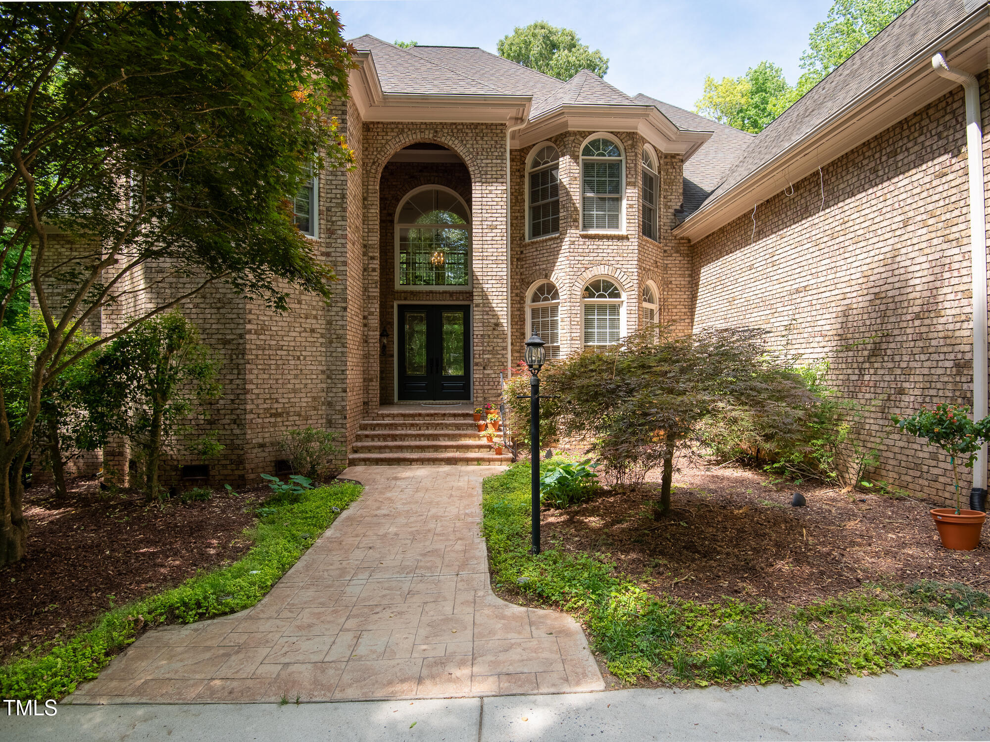 540 Vista Del Lago Lane