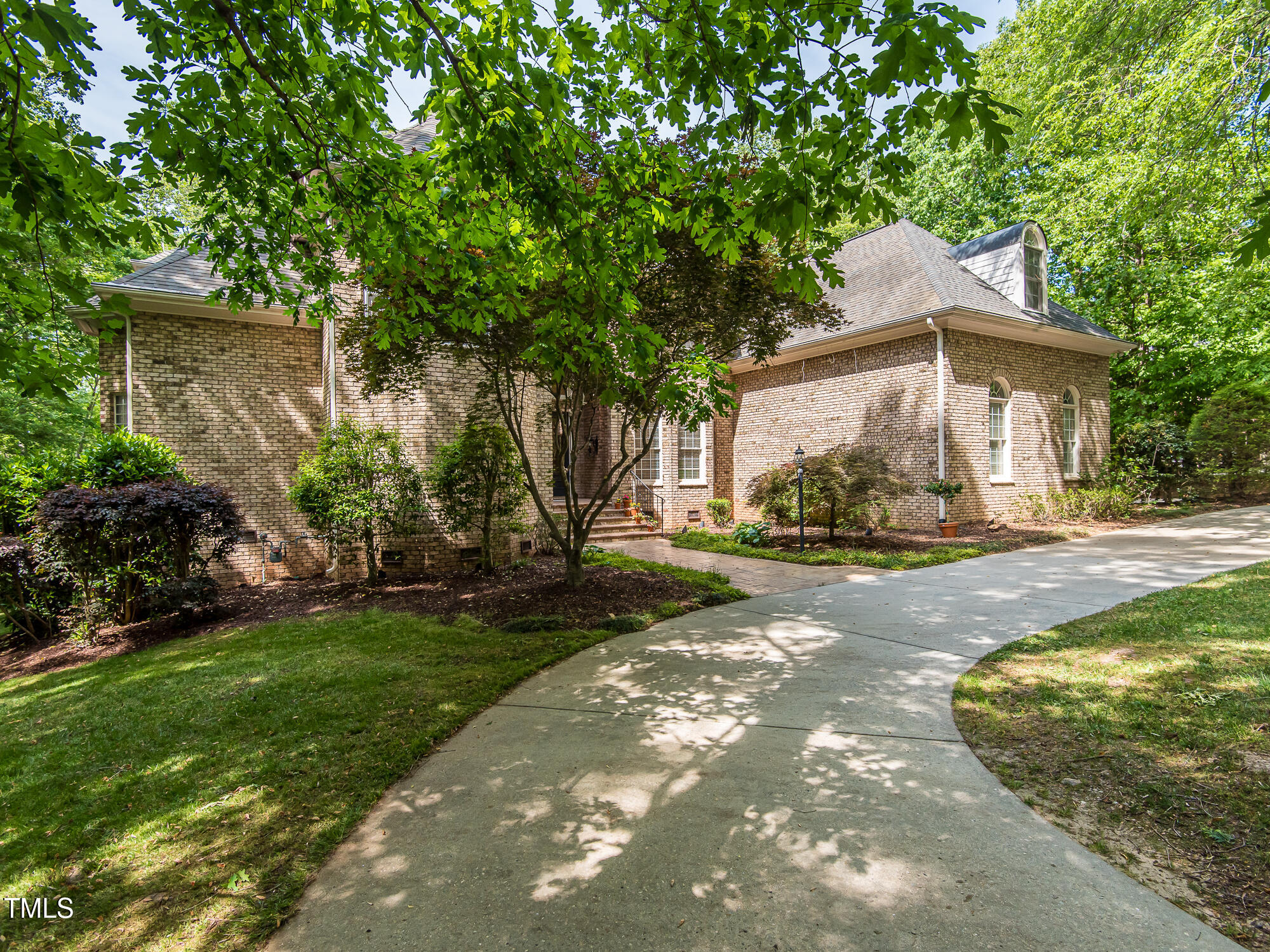 540 Vista Del Lago Lane
