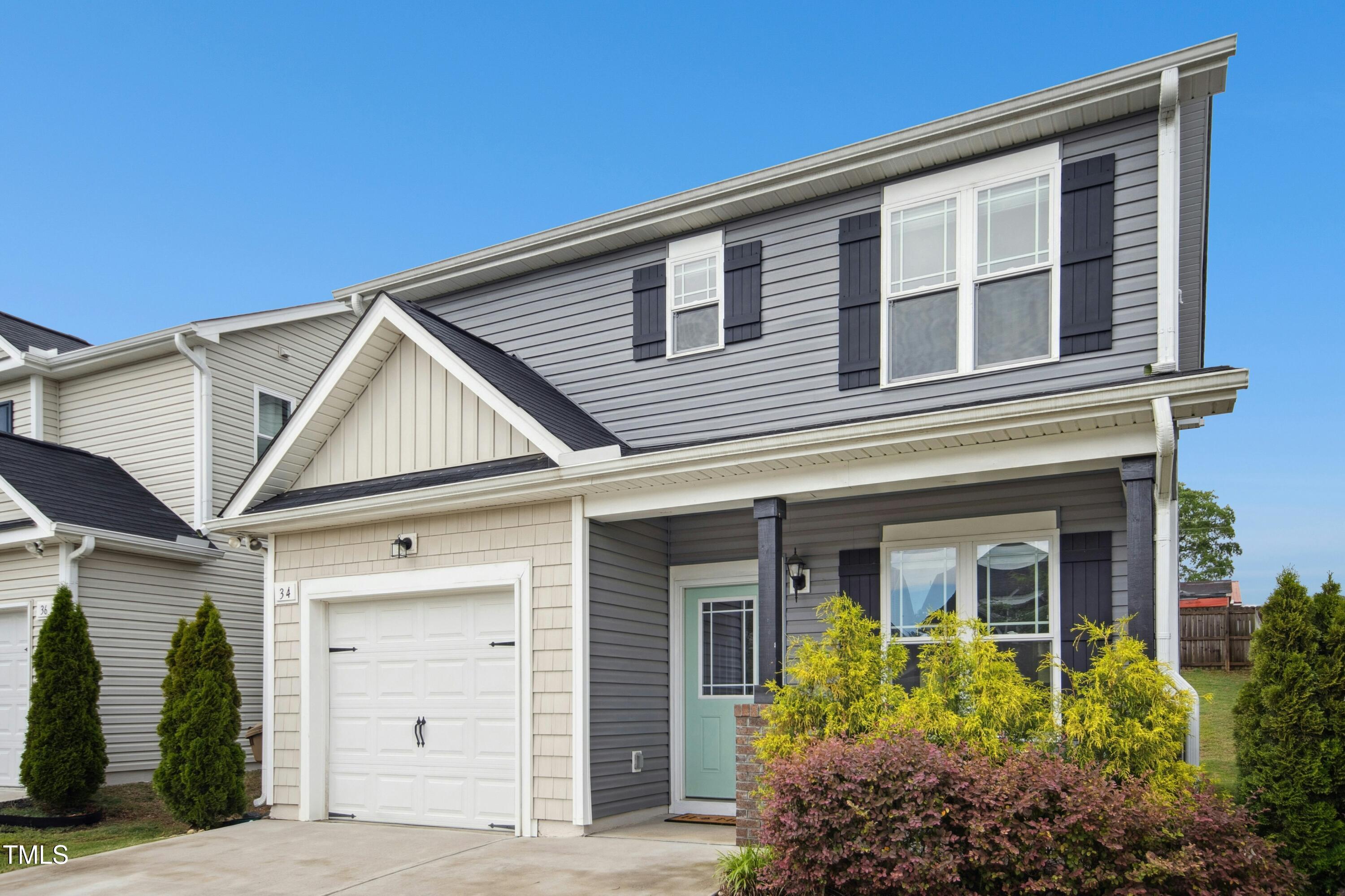 34 Schoolhouse Way