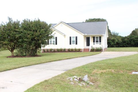 Photo of 108 Eddy Court, Benson, NC 27504 (MLS # 10132235)