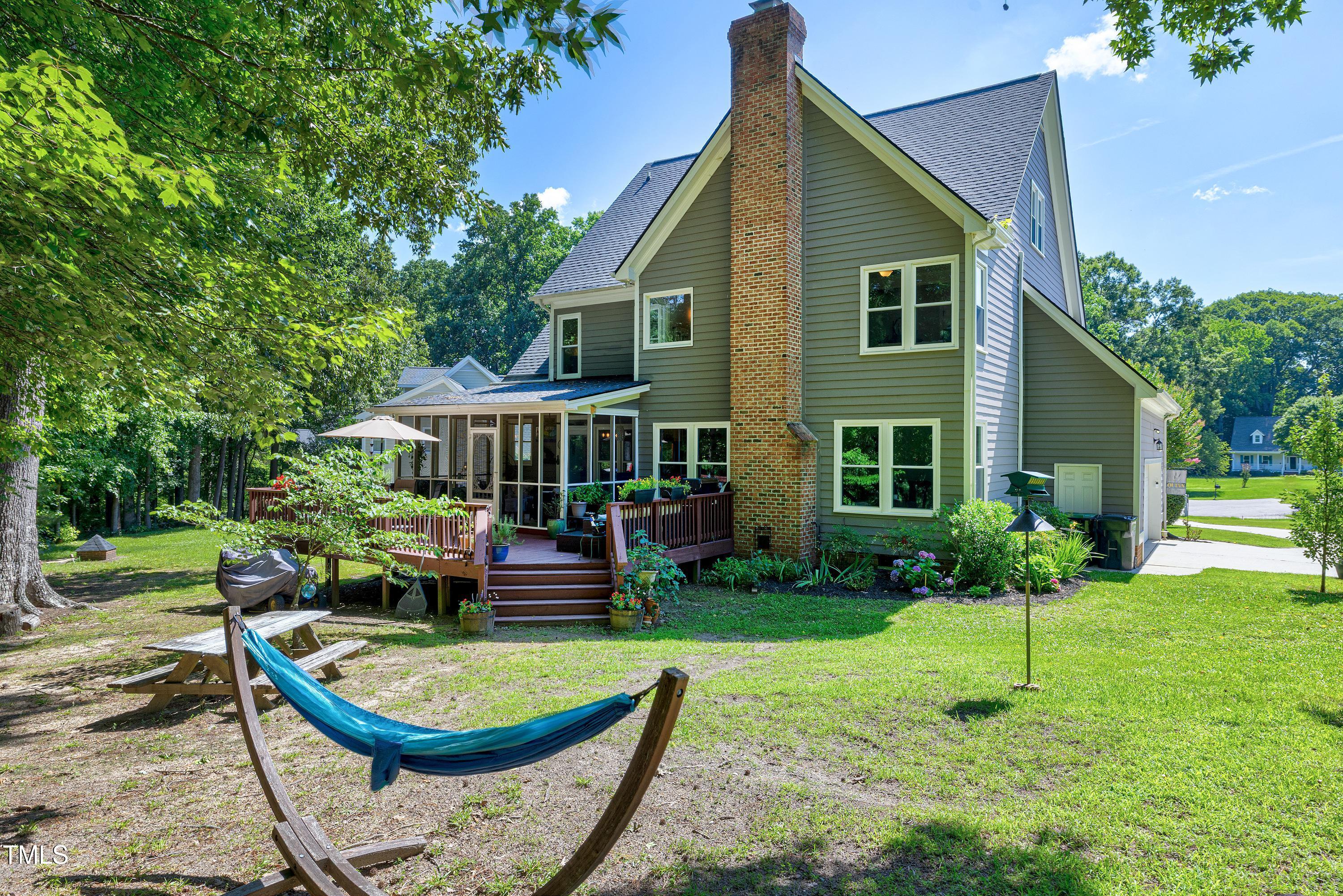 4737 Shady Greens Drive