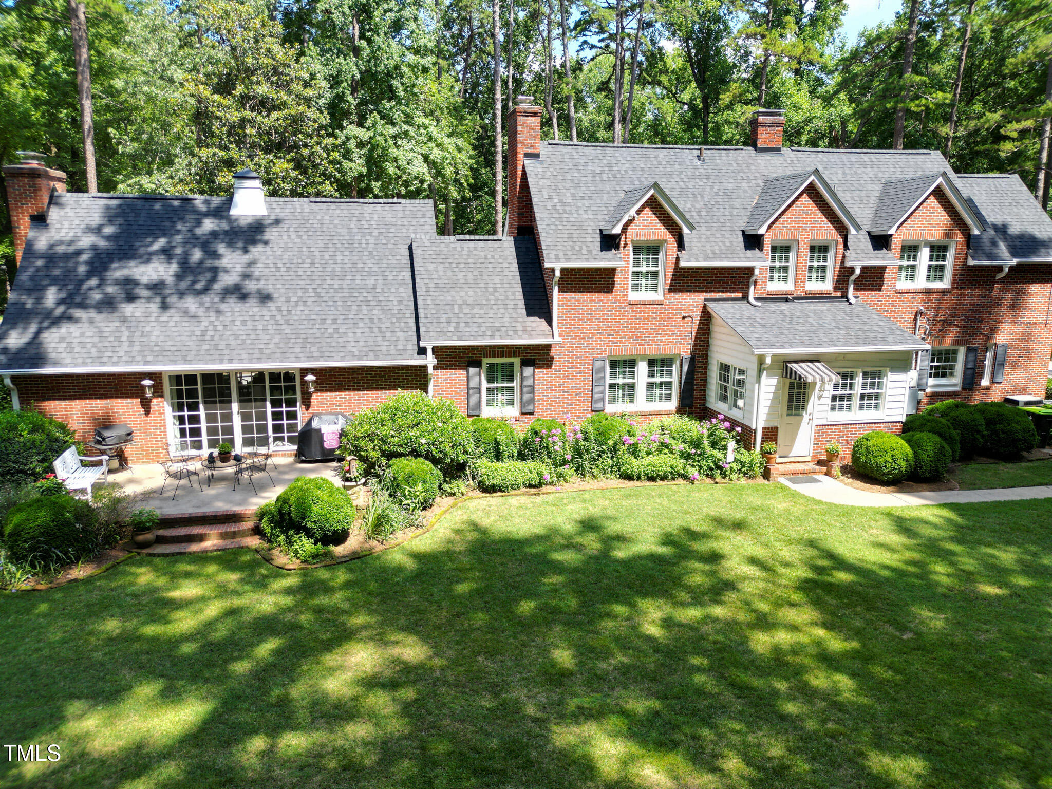 2945 Oxford Road