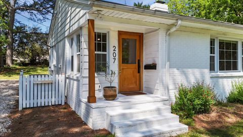 207 N Aiken Street Fuquay Varina NC 27526