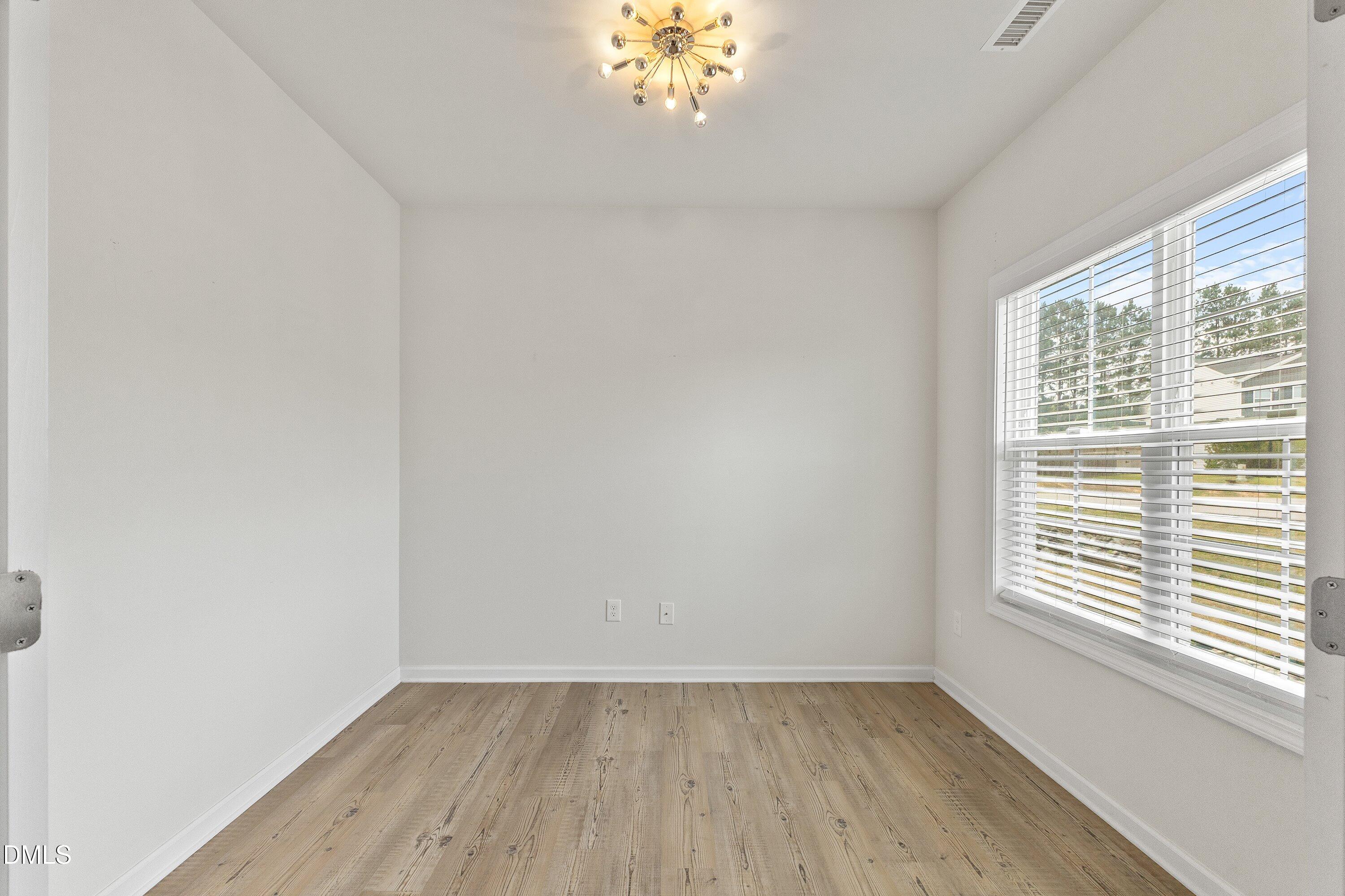 10 Forest Meadow Lane