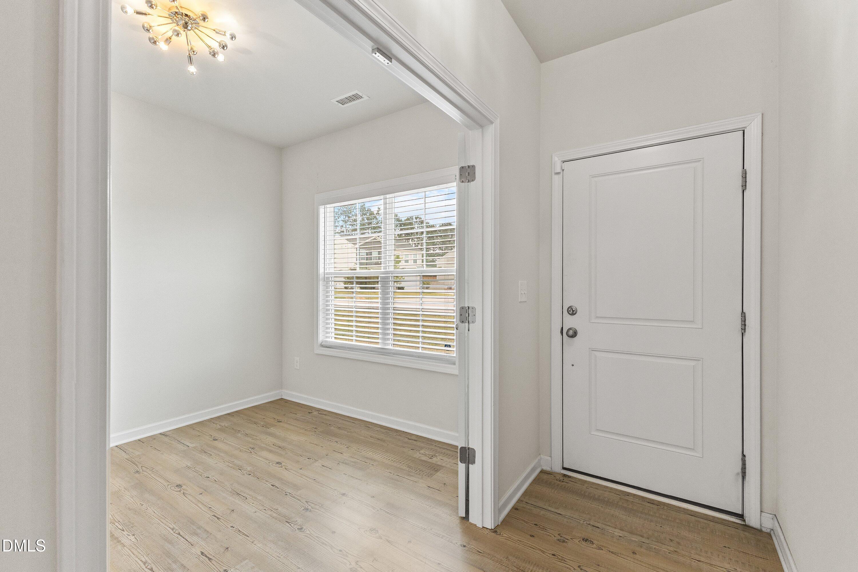 10 Forest Meadow Lane