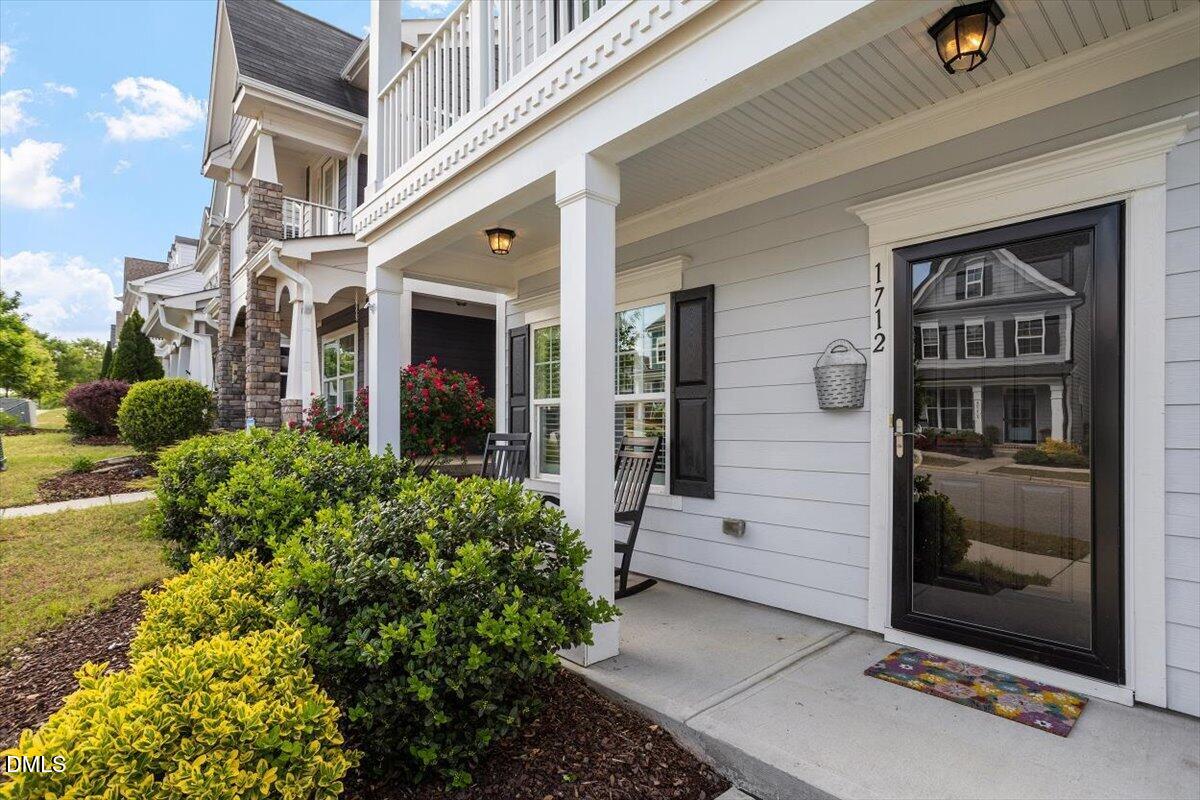 1712 Main Divide Drive