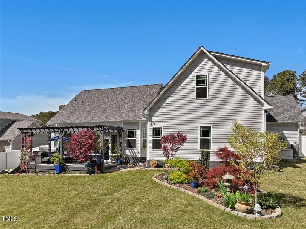 listing image 93