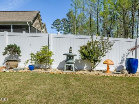 listing image 84