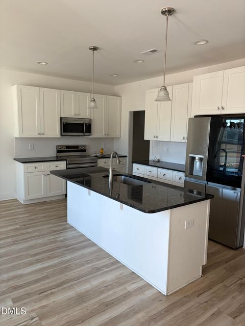 1210 S 2nd Street Smithfield NC 27577