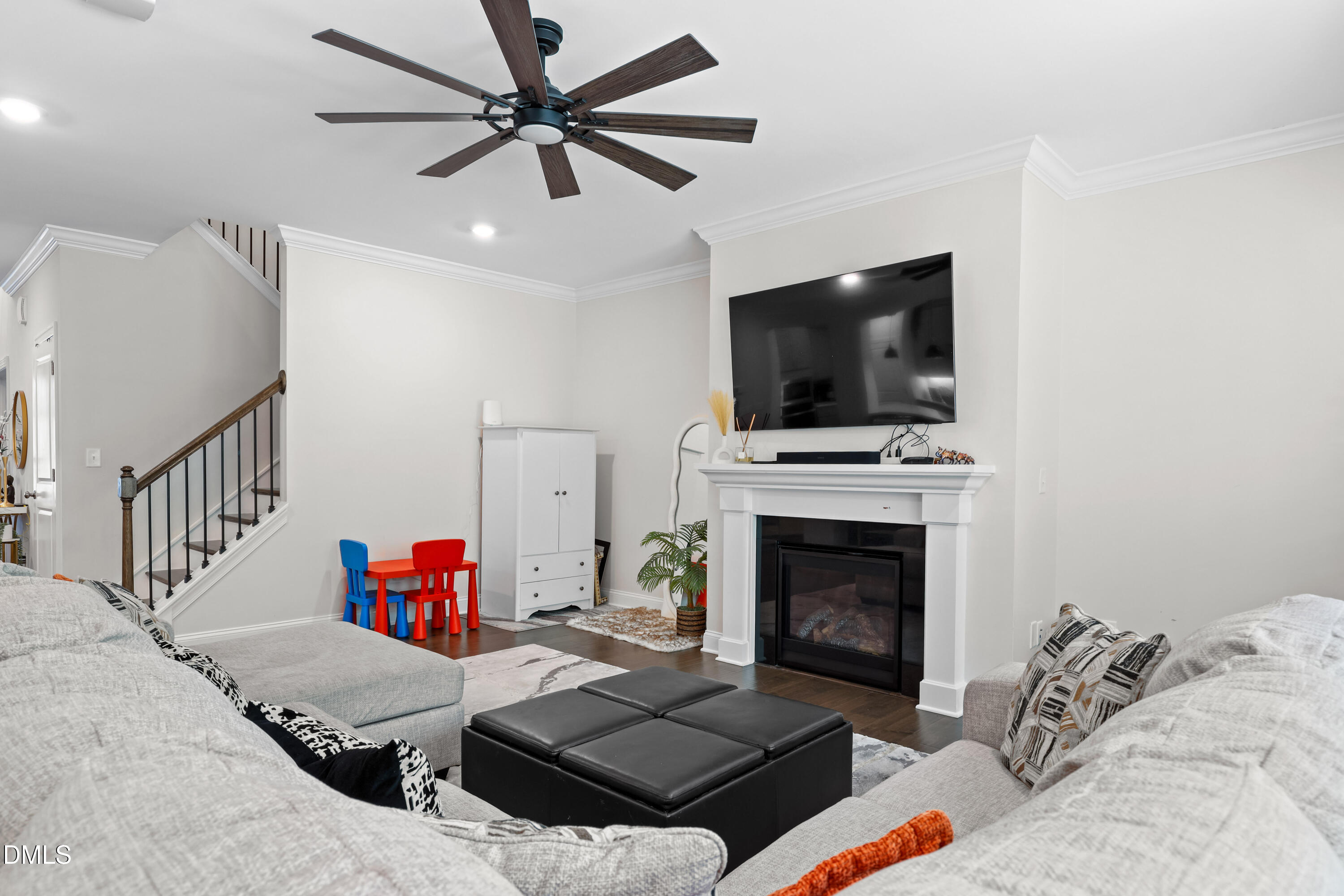 2400 Heathland Farm Drive