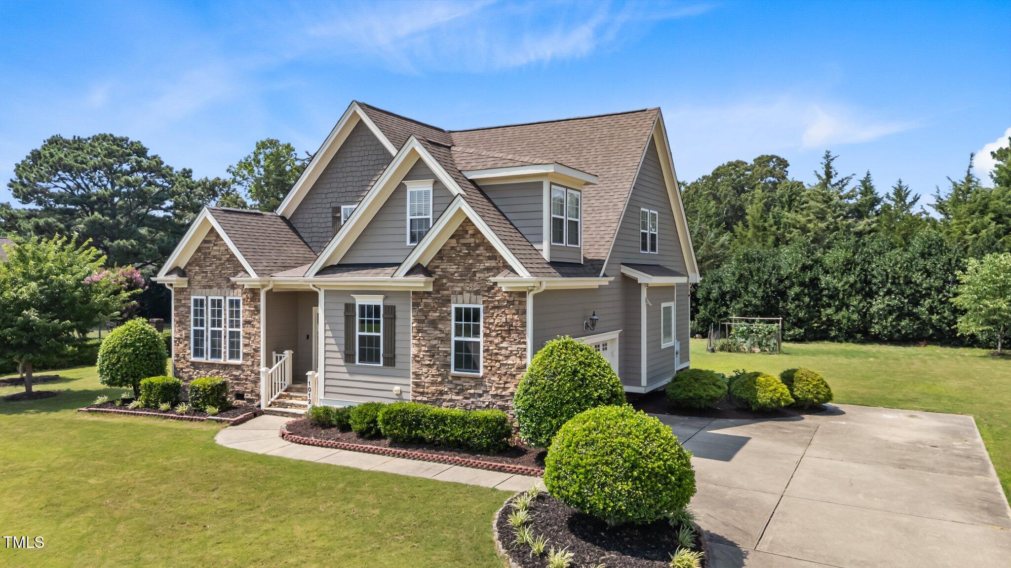 1012 Tavernier Knoll Lane