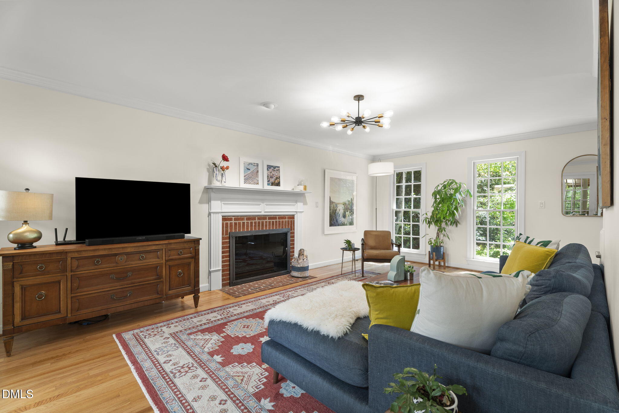 1011 New Chester Court