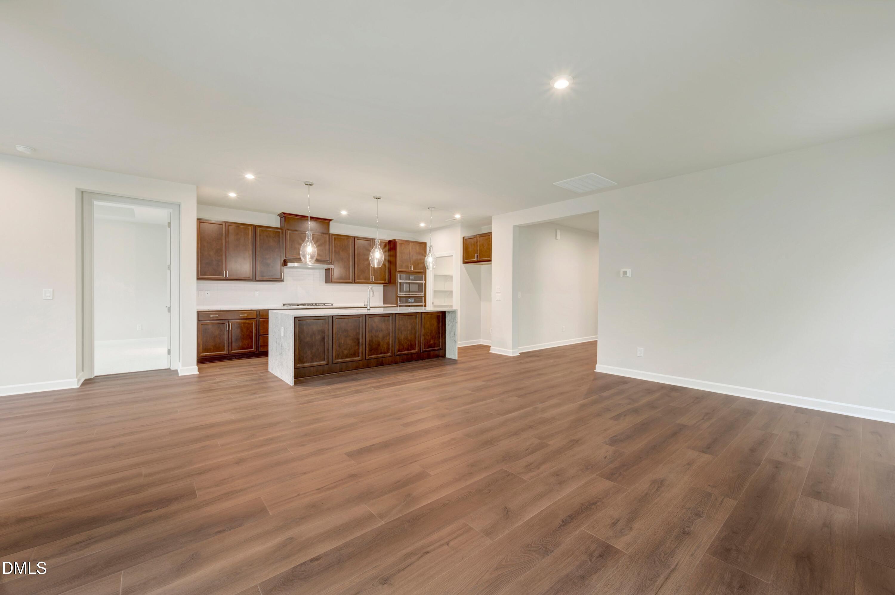 140 Sunny Gln Court