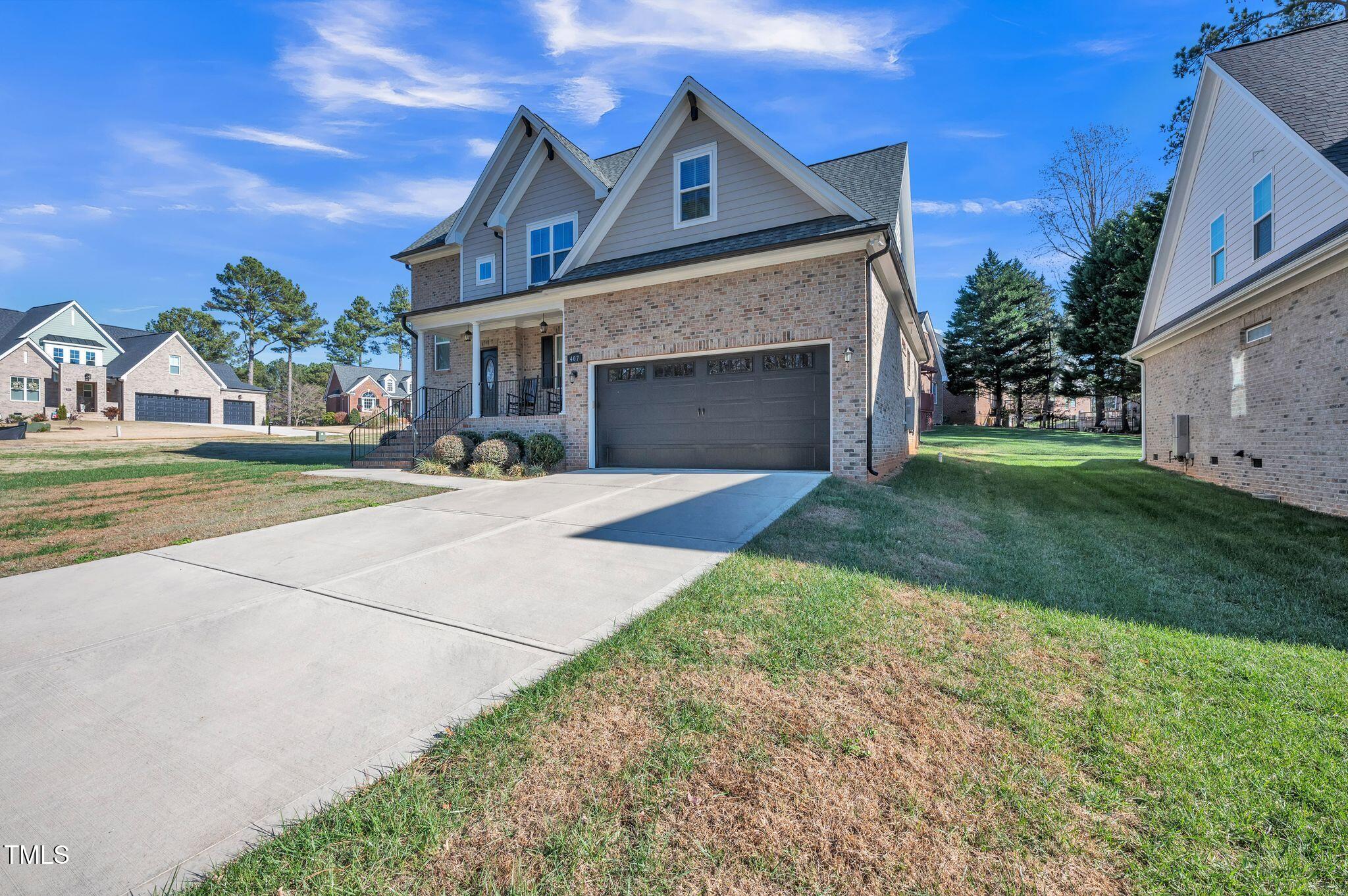 407 Eagle Court
