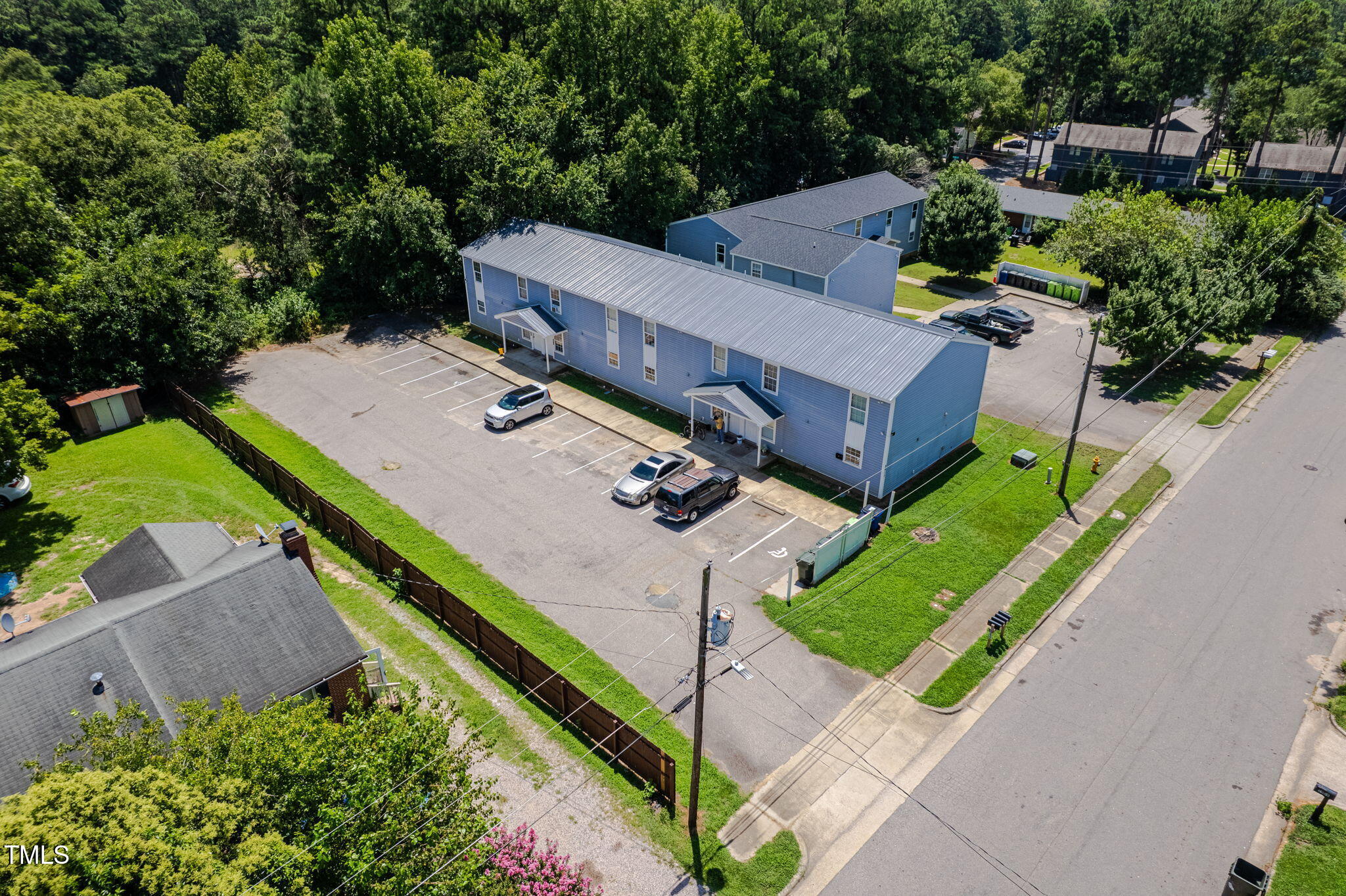 2911 Boone Trail