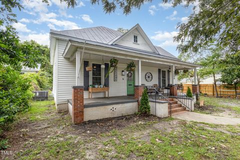 A home in Dunn