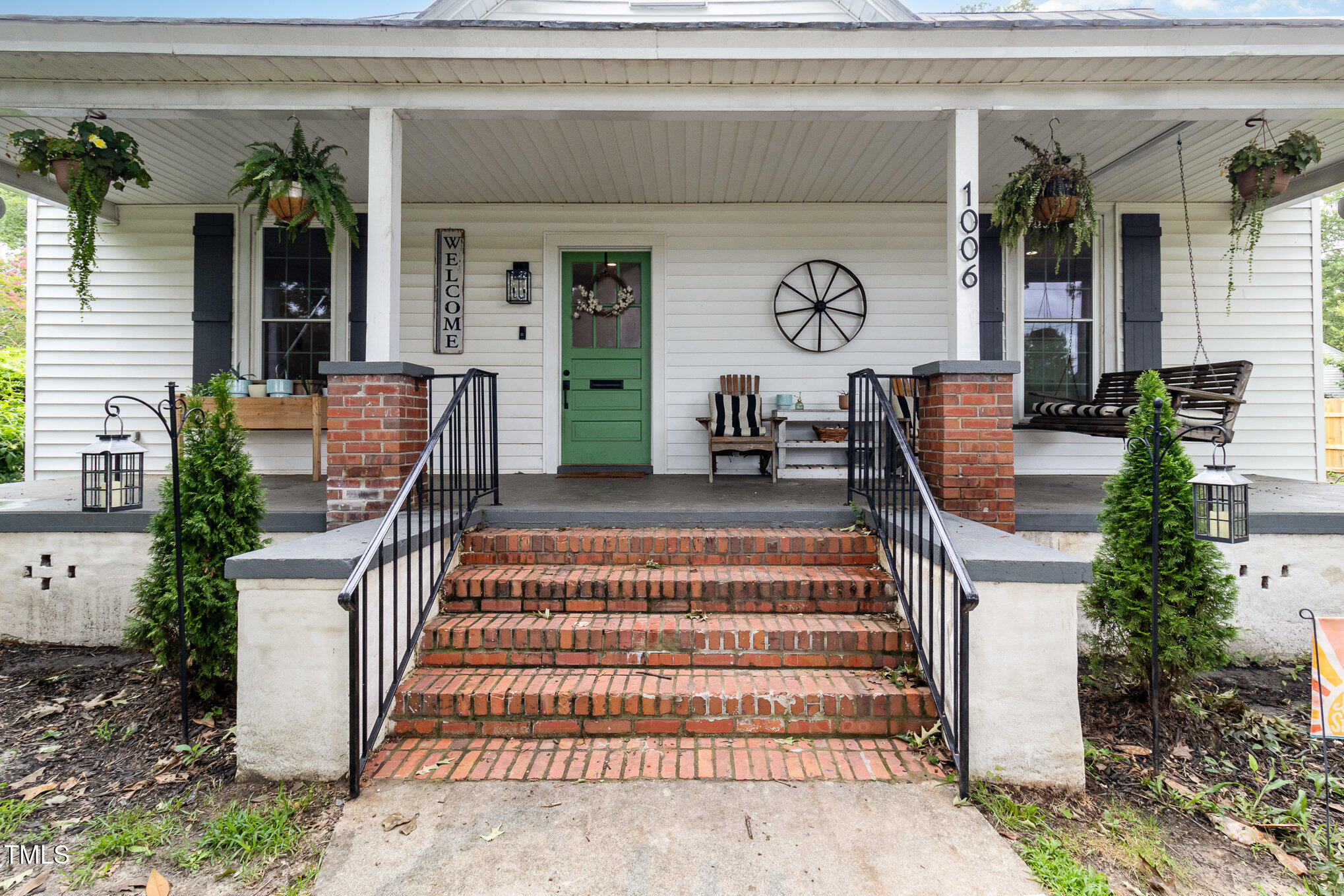 1006 W Broad Street