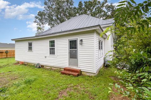 A home in Dunn