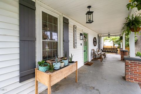 A home in Dunn