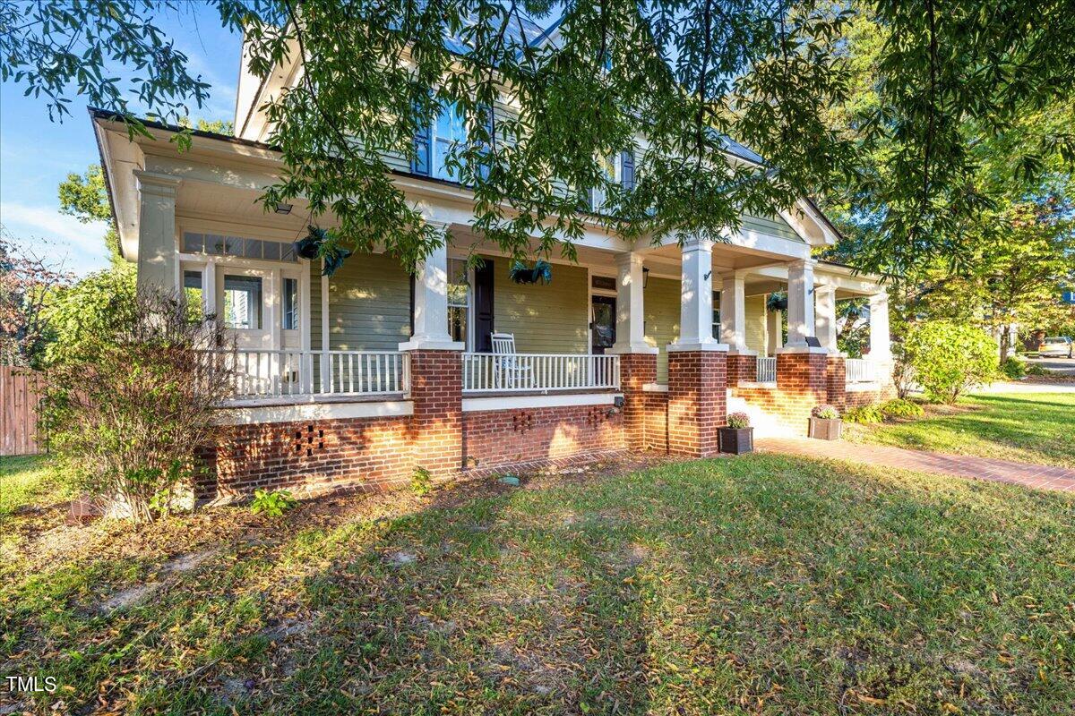 26 Oak Street