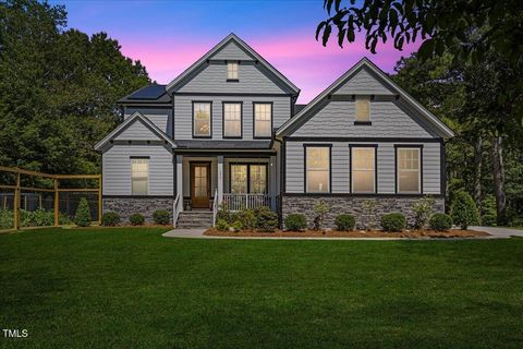 1809 Bowling Road Fuquay Varina NC 27526