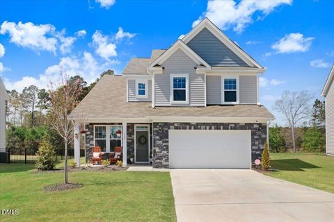 825 Golden Plum Lane Zebulon NC 27597