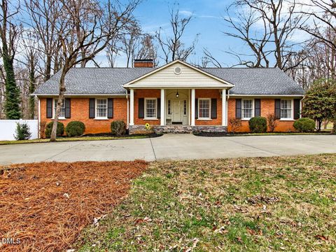 1901 Bramblewood Trail Pfafftown NC 27040