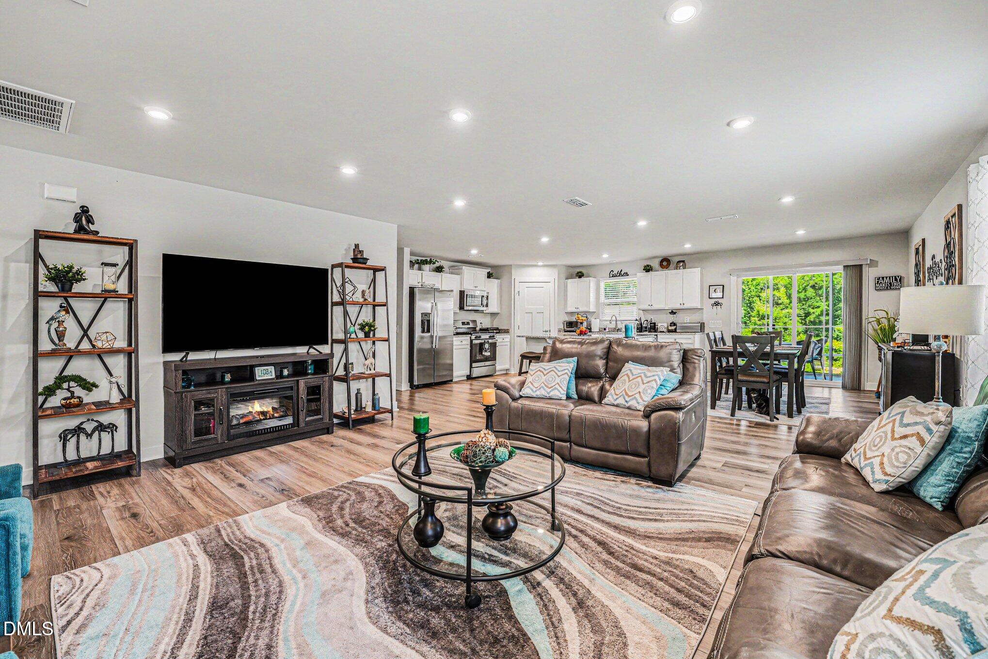 8573 Kenridge Lane